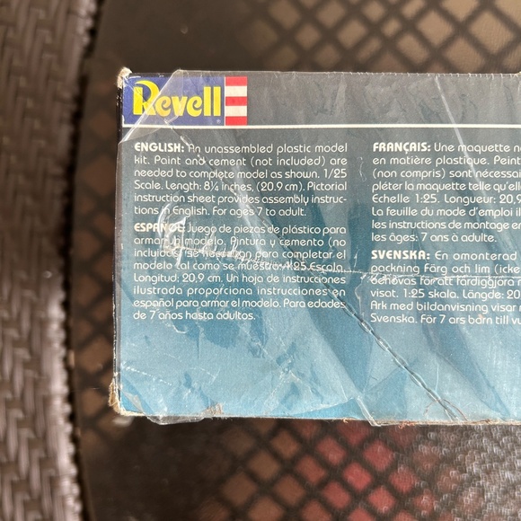 Vintage Revell Grease 2 '57 Chevy Model Kit 1/25 Scale #7346 - Picture 5 of 11